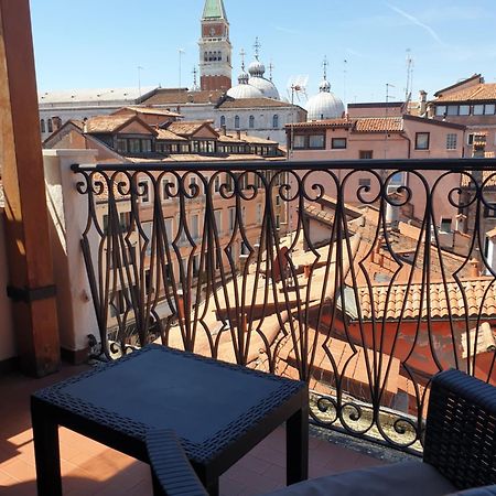 Residenza Tiziana Venezia Διαμέρισμα Εξωτερικό φωτογραφία